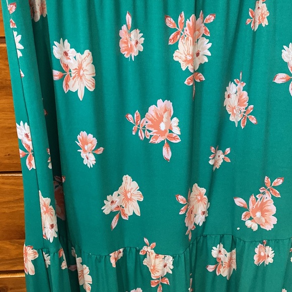 Gilli Wydelle Maxi Skirt - Picture 3 of 5